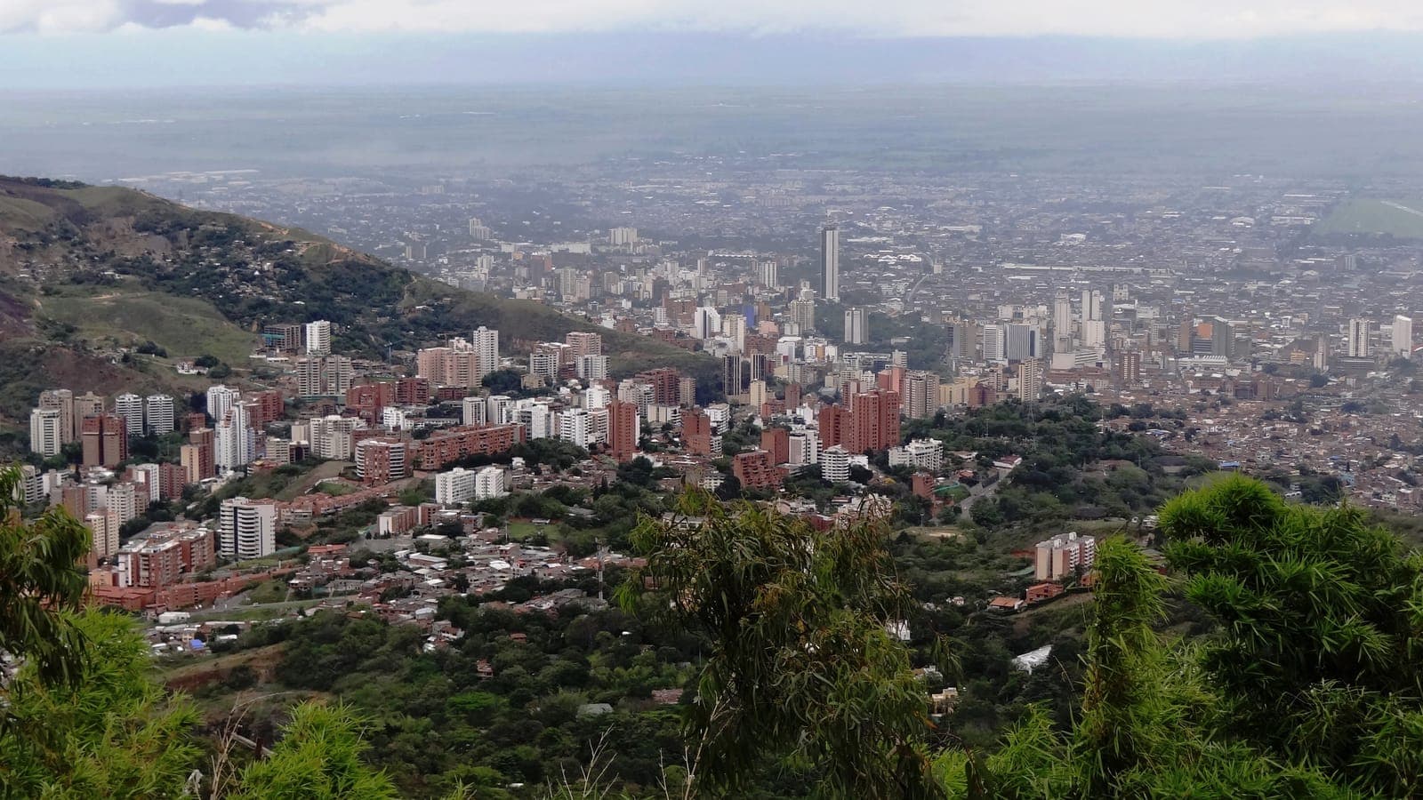 Panoramic view of Cali